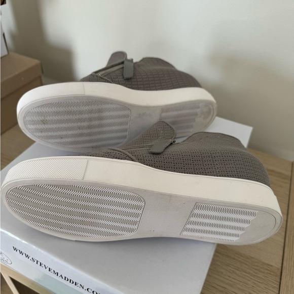 Steve Madden Camden Wedge Sneaker, Grey, size 8 - Picture 5 of 5